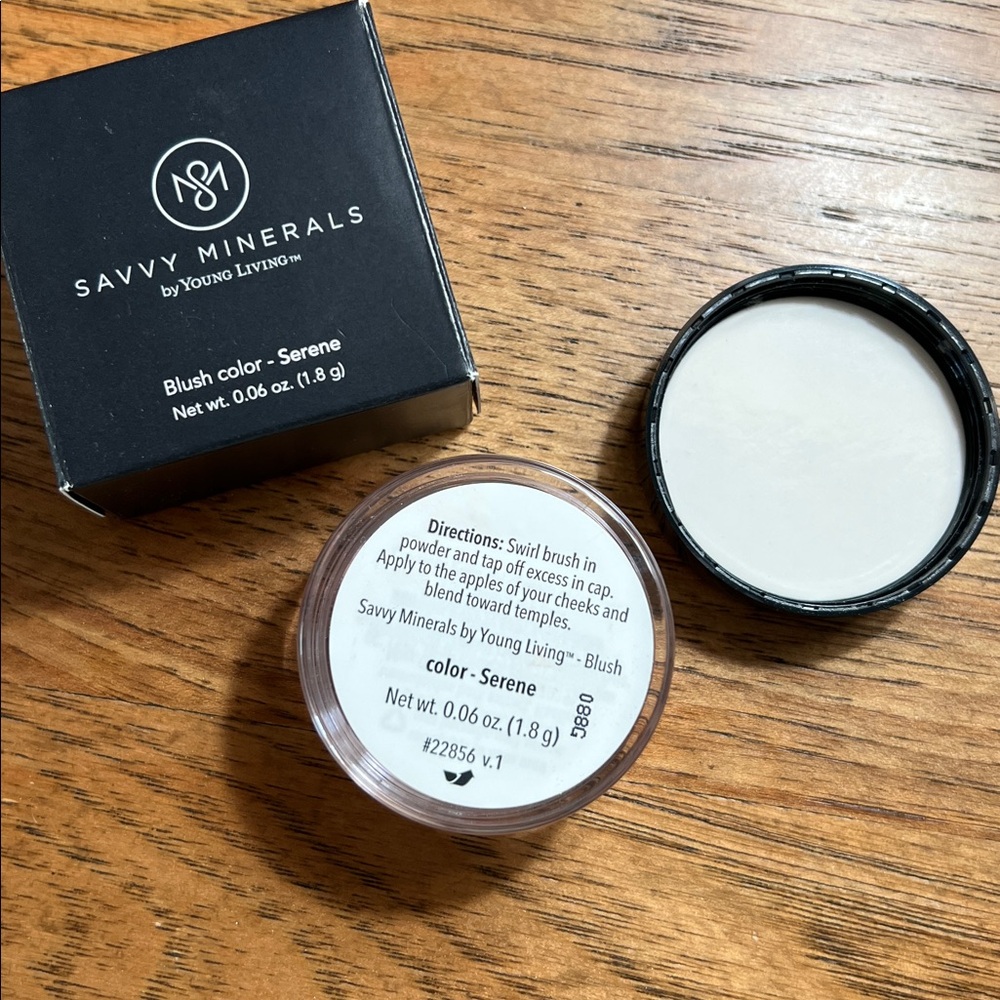 Savvy Minerals by Young Living Blush Powder Serene NEW - Picture 4 of 5